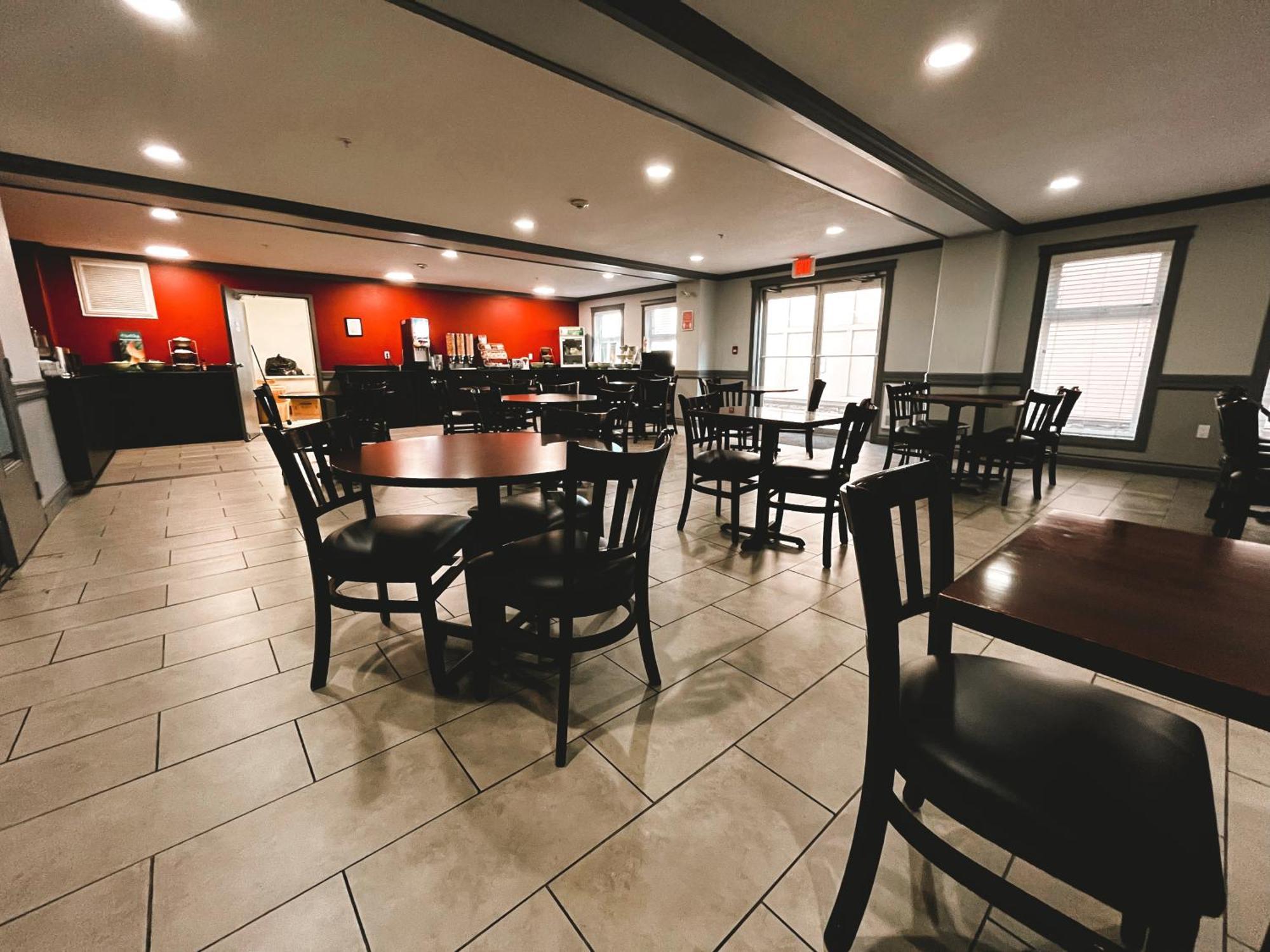 Quality Inn & Suites Hinton Exterior foto